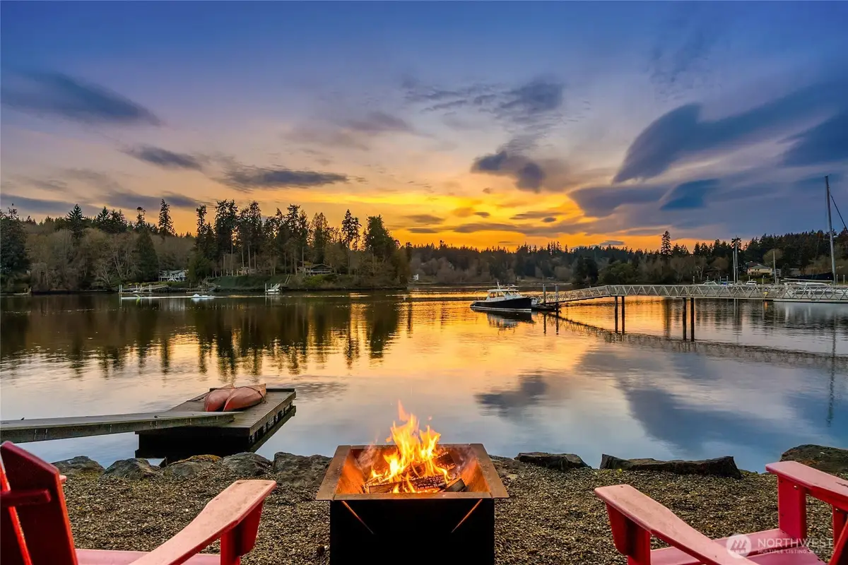 339 Lovell Avenue Sw, Bainbridge Island, WA 98110 - #1