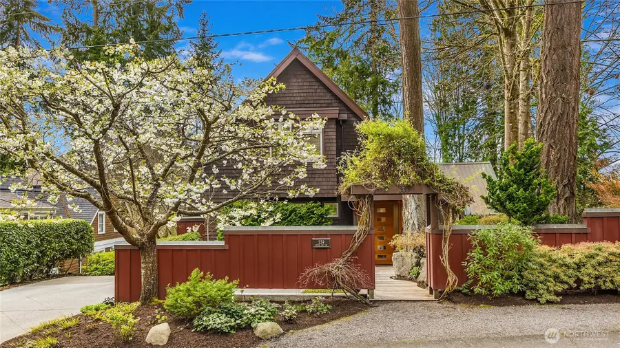 339 Lovell Avenue Sw, Bainbridge Island, WA 98110 - #3