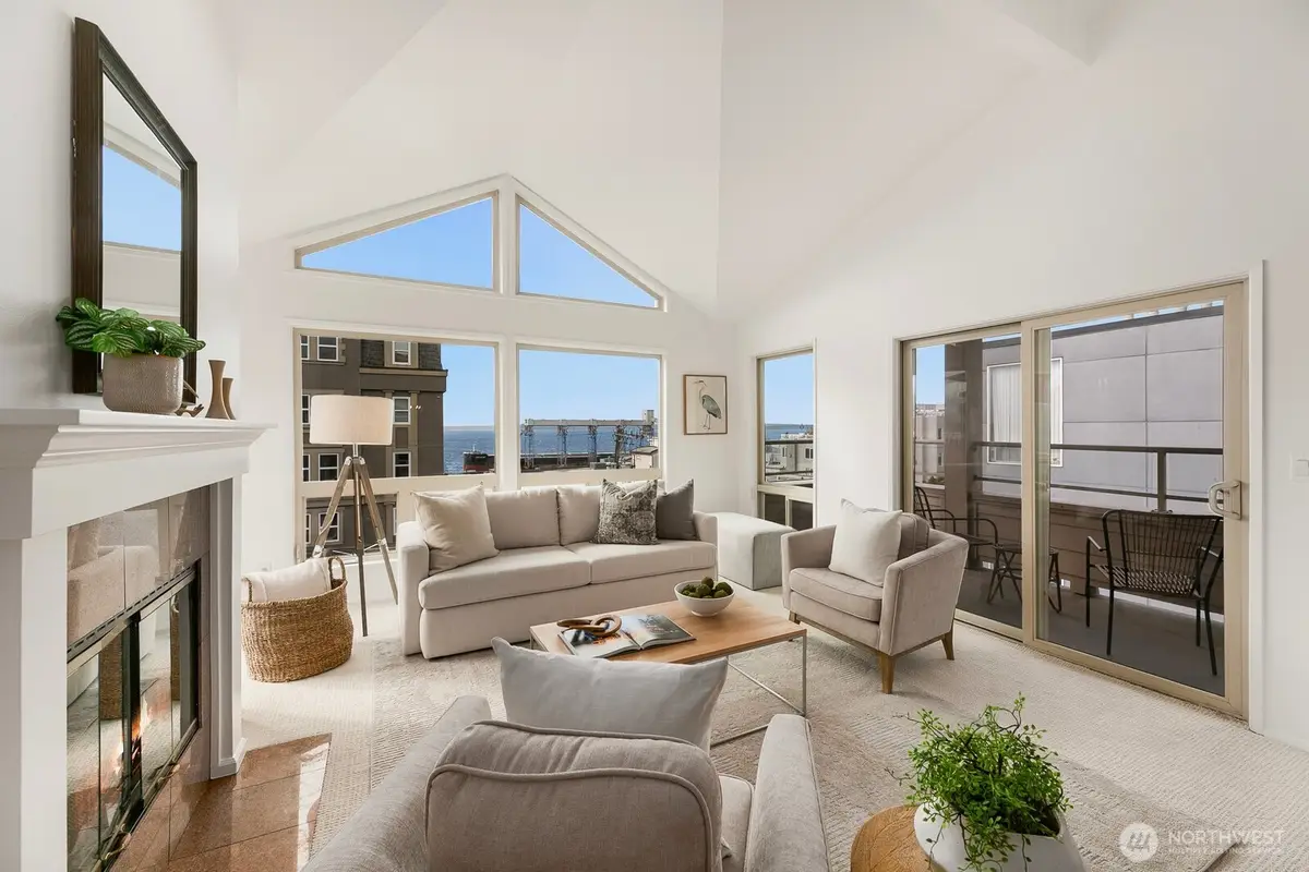 522 W Mercer Place #401, Seattle, WA 98119 - #1