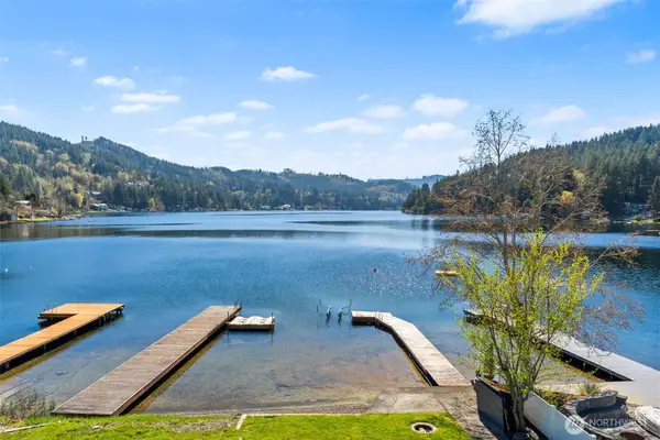 1521 Summit Lake Shore Road Nw, Olympia, WA 98502