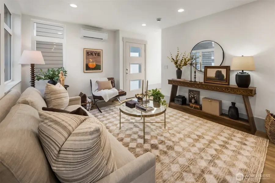 2935 39th Avenue Sw, Seattle, WA 98116 - #3