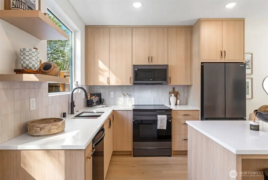 11013 Goodwin Way Ne, Seattle, WA 98125 - #2