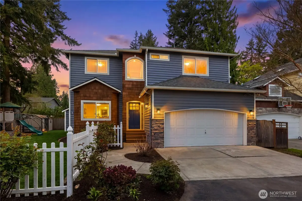 10729 23rd Avenue Ne, Seattle, WA 98125 - #1