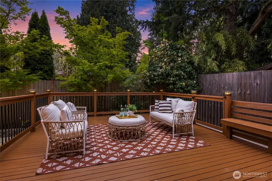 10729 23rd Avenue Ne, Seattle, WA 98125 - #3