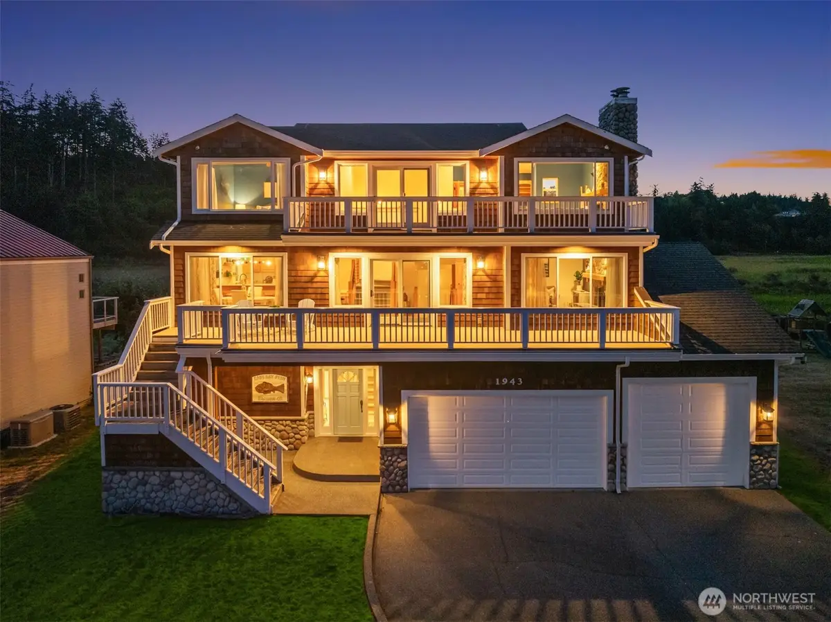 1943 Shore Avenue, Freeland, WA 98249 - #1