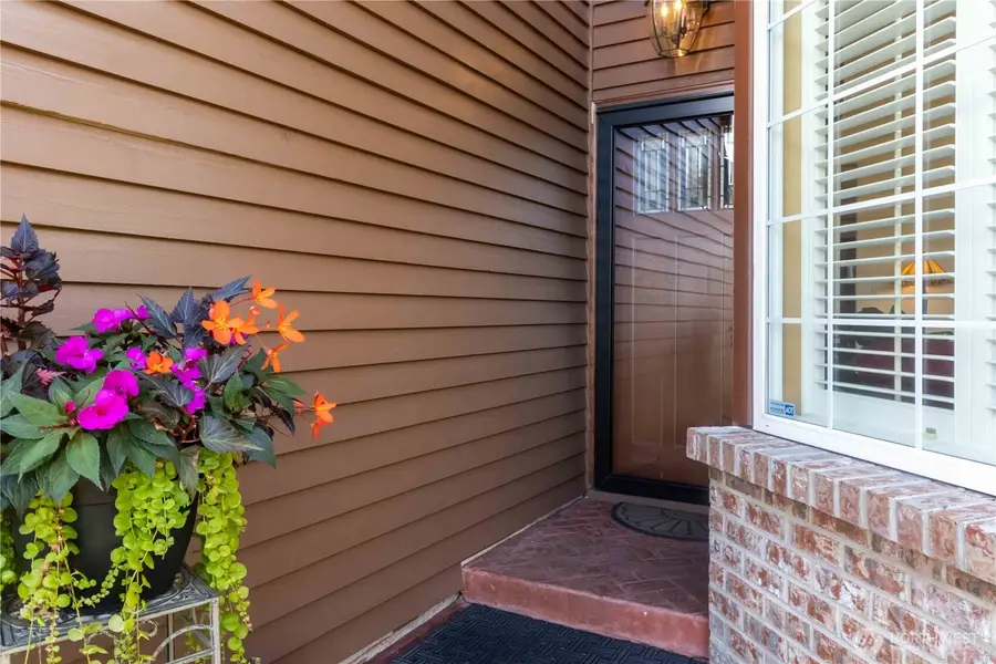 1512 Tara Street, Kelso, WA 98626 - #2