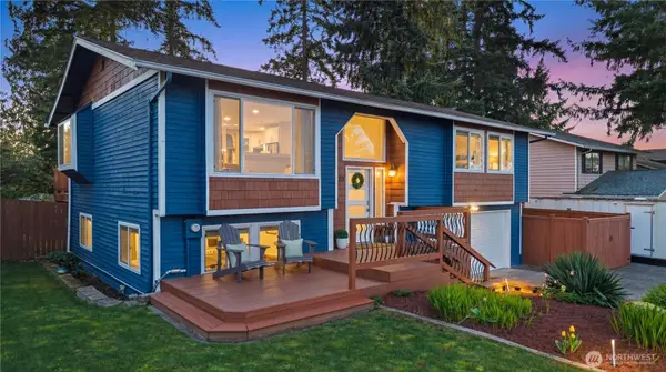 2610 211th Avenue E, Lake Tapps, WA 98391