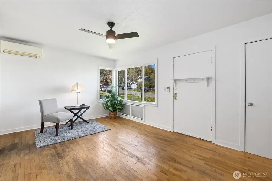 1438 E 34th Street, Tacoma, WA 98404 - #3