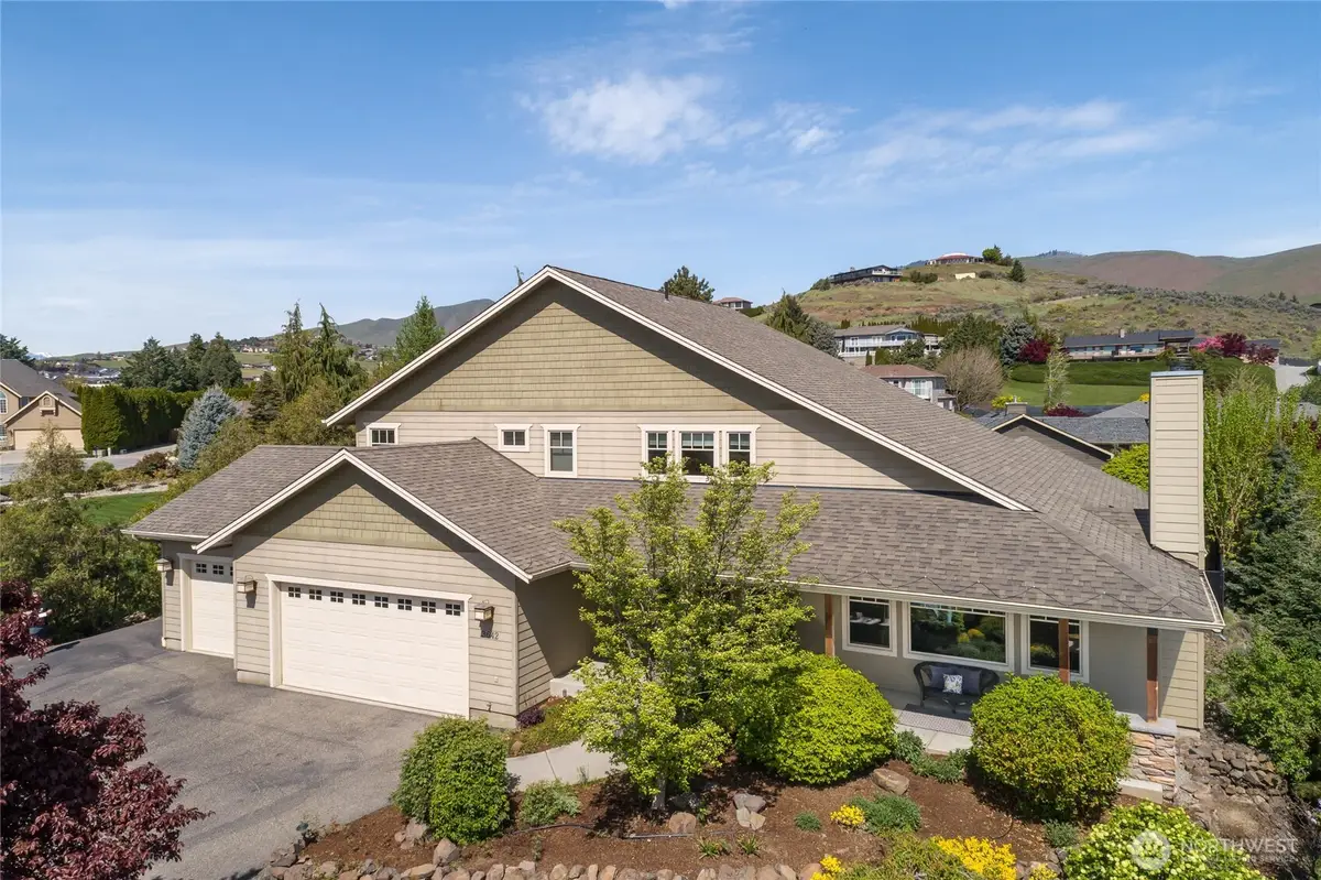 3642 Ridgeview Boulevard, Wenatchee, WA 98801 - #1
