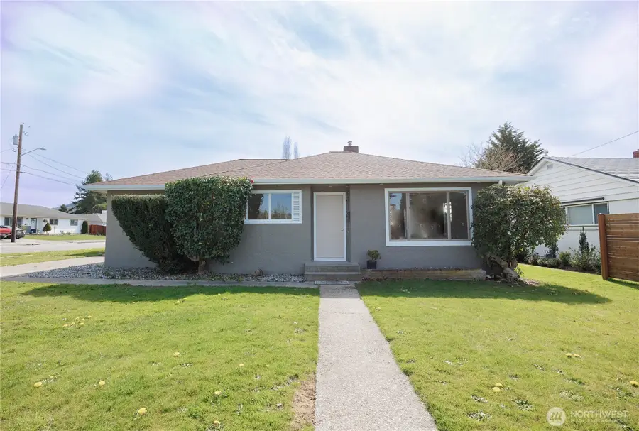 1534 E Section Street, Mount Vernon, WA 98274 - #2