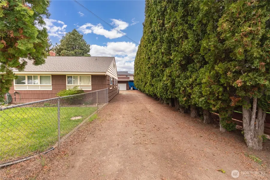 1109 N Willow Street, Ellensburg, WA 98926 - #2