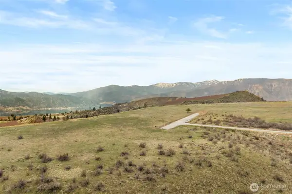325 Rancho Perri Lane #3, Manson, WA 98831