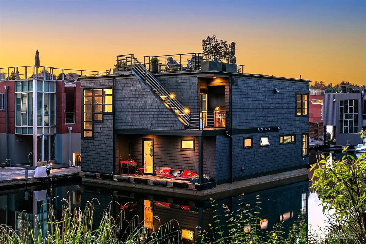 2821 Fairview Avenue E #5, Seattle, WA 98102 - #1