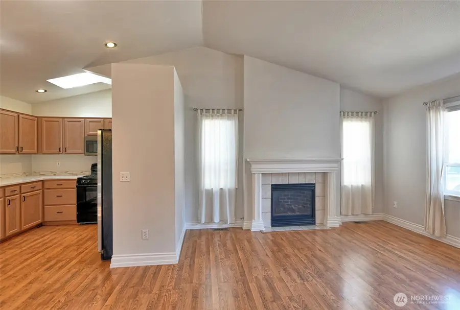 5726 East Drive, Everett, WA 98203 - #3