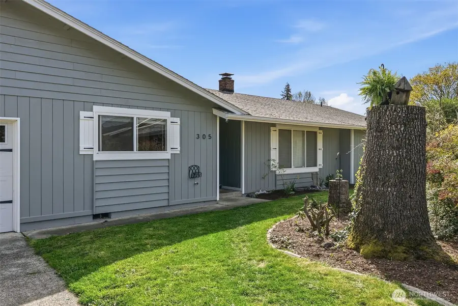 305 Hollyberry Street, Woodland, WA 98674 - #3