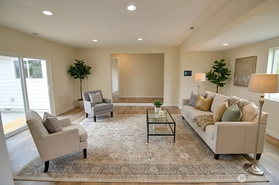 703 M Street, Centralia, WA 98531 - #3