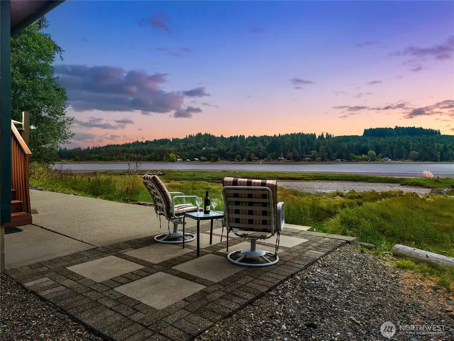 730 E North Bay Road, Allyn, WA 98524 - #3