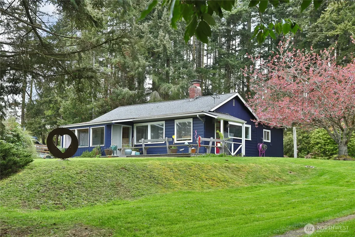 2712 North Bluff Road, Greenbank, WA 98253 - #1