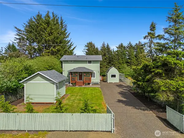 286 Point Brown Avenue Se, Ocean Shores, WA 98569