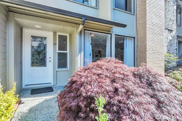 1035 156th Avenue Ne #29, Bellevue, WA 98007