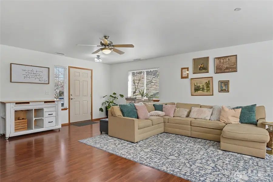 2811 Hannen Street, Dupont, WA 98327 - #2