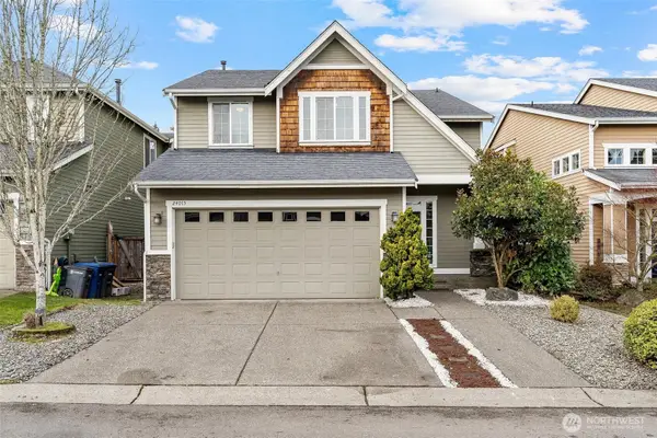 24015 221st Lane Se, Maple Valley, WA 98038