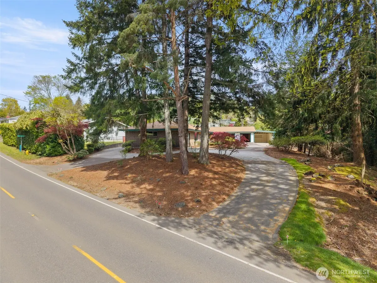 2604 Trenton Avenue Ne, Bremerton, WA 98310 - #1