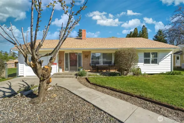 310 W 5th Street, Waitsburg, WA 99361