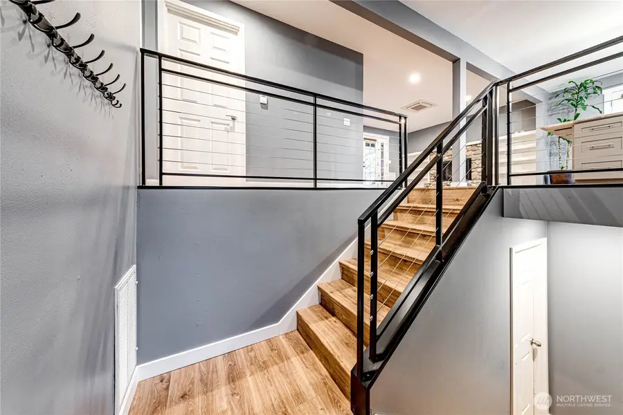 3030 Panaview Boulevard, Everett, WA 98203 - #3