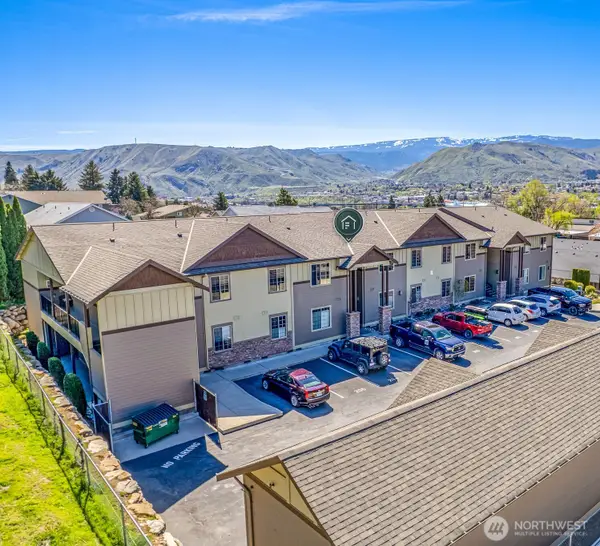 1051 N Baker Avenue #B203, East Wenatchee, WA 98802