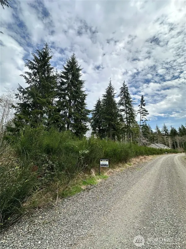 9945 Thomas Street #45, Forks, WA 98331