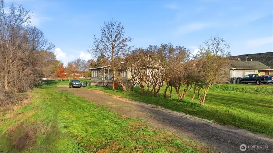 1420 S College Avenue, College Place, WA 99324 - #3