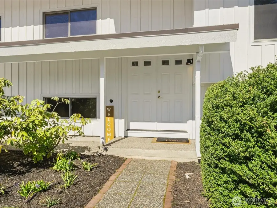 12570 SE 70th Street, Newcastle, WA 98056 - #2