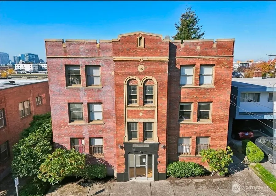 315 12th Avenue E, Seattle, WA 98102 - #2