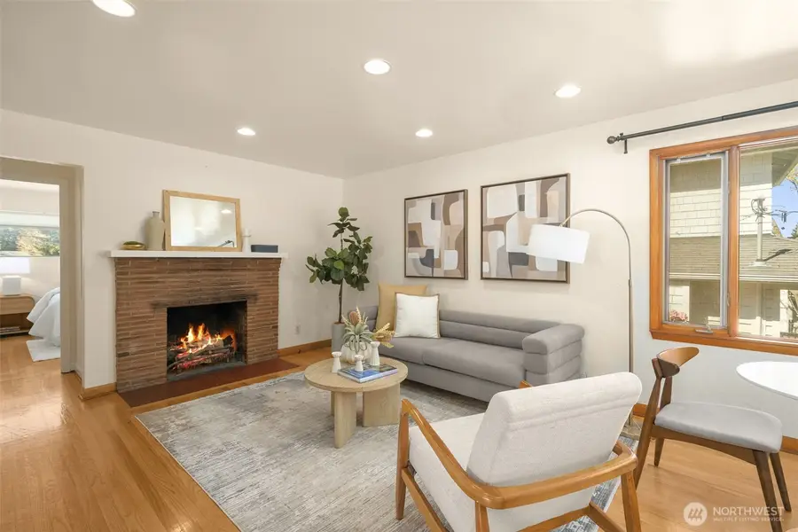 4333 32nd Avenue W, Seattle, WA 98199 - #3