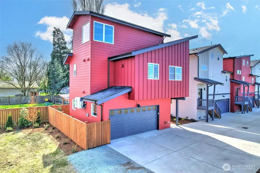 27523 102nd Avenue Nw #D, Stanwood, WA 98292 - #2