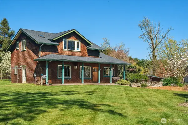 23419 107th Avenue Sw, Vashon, WA 98070