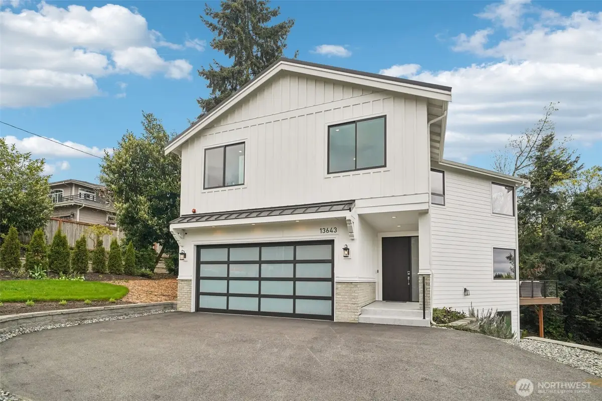 13643 10th Street Se, Bellevue, WA 98005 - #1