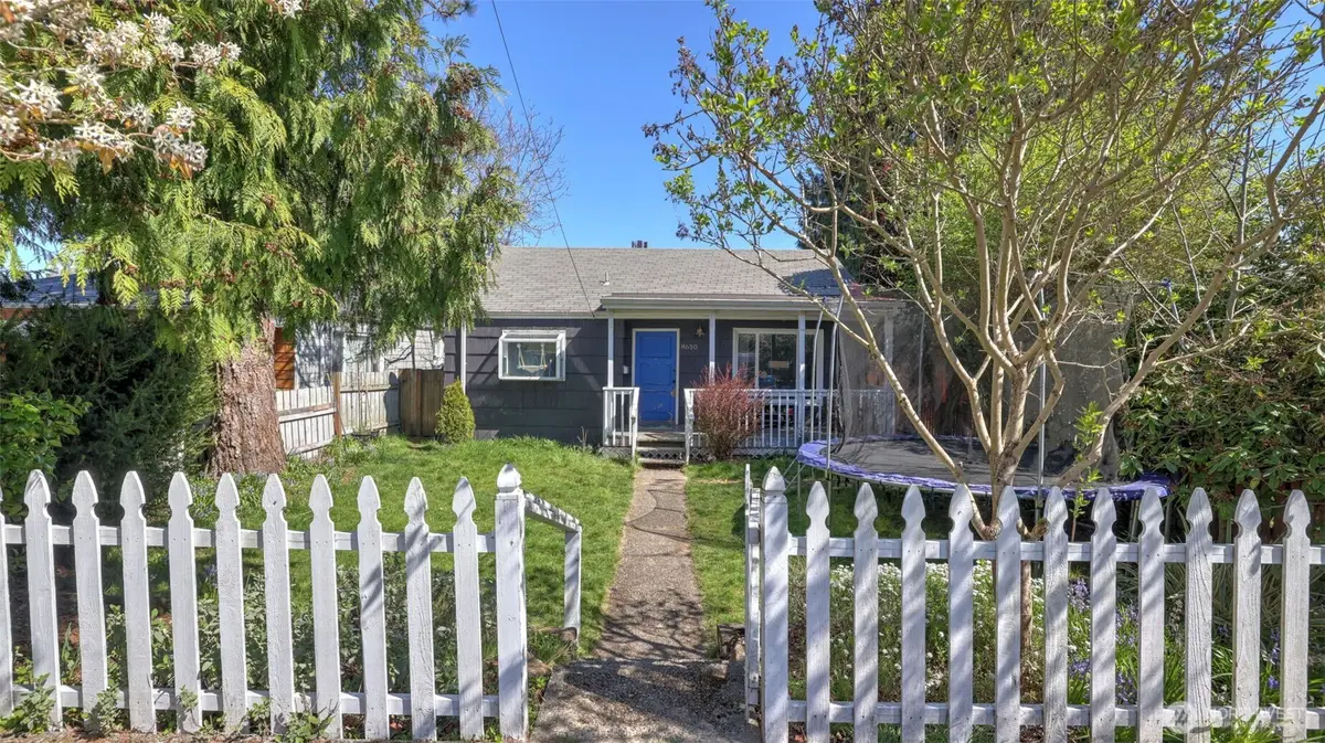 8650 10th Avenue Sw, Seattle, WA 98106 - #1