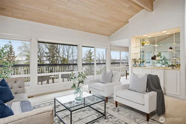 337 S State Street #2, Bellingham, WA 98225