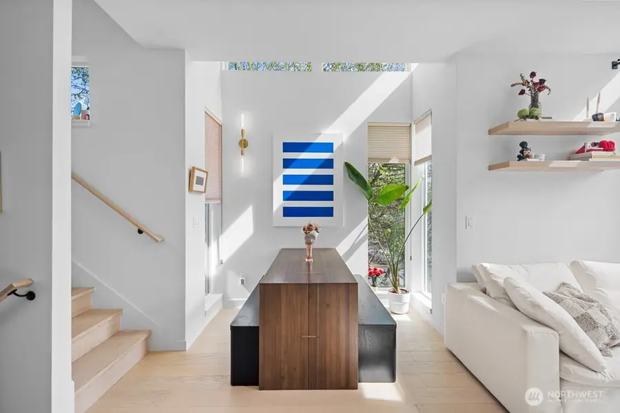 712 W Bertona Street #A, Seattle, WA 98119 - #3