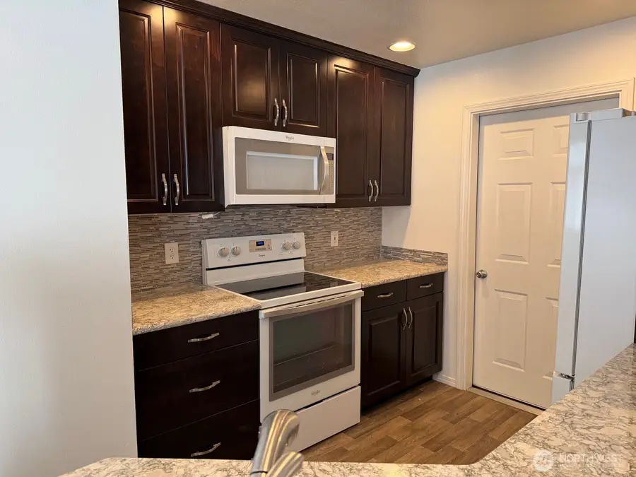 23512 55 Avenue S #16, Kent, WA 98032 - #2