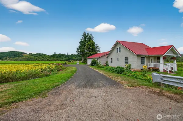 1710 W State Route 4, Skamokawa, WA 98647