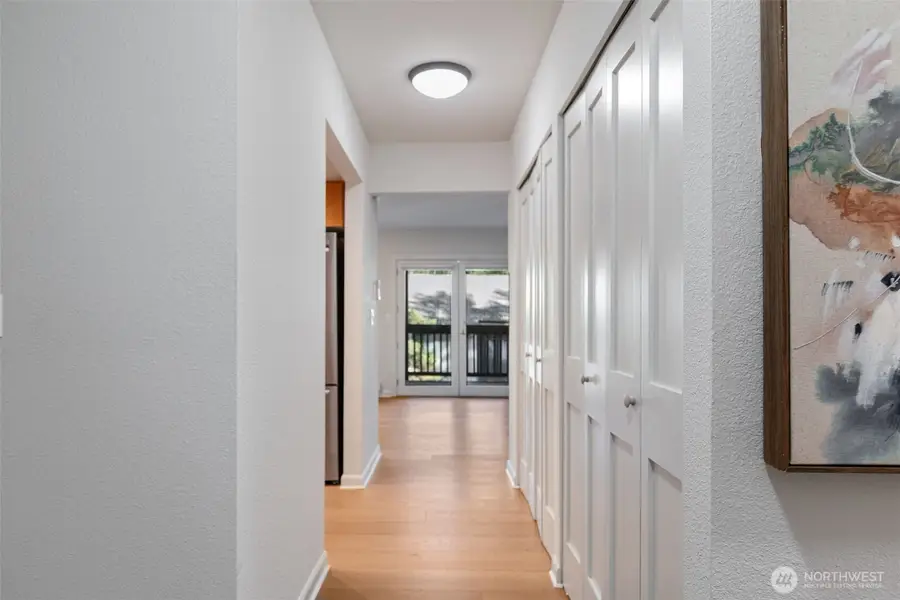 10419 NE 32nd Place #E204, Bellevue, WA 98004 - #3