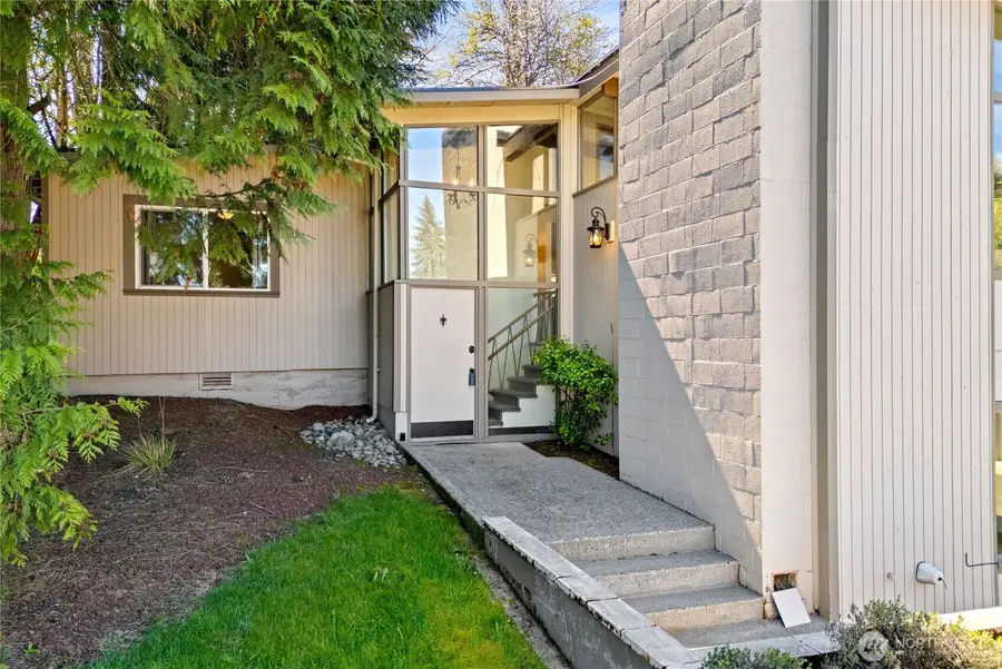 8726 Fruitland Avenue E, Puyallup, WA 98371 - #3