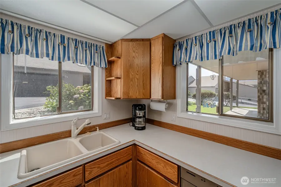 225 19th Street #31, East Wenatchee, WA 98802 - #3