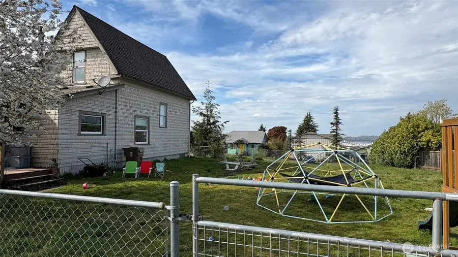 502 E Wright Avenue, Tacoma, WA 98404 - #3