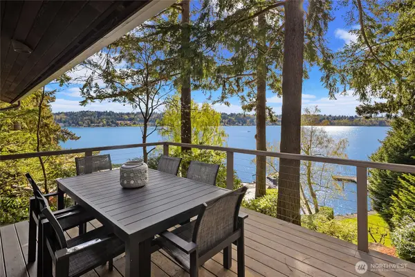 2047 Killarney Way, Bellevue, WA 98004