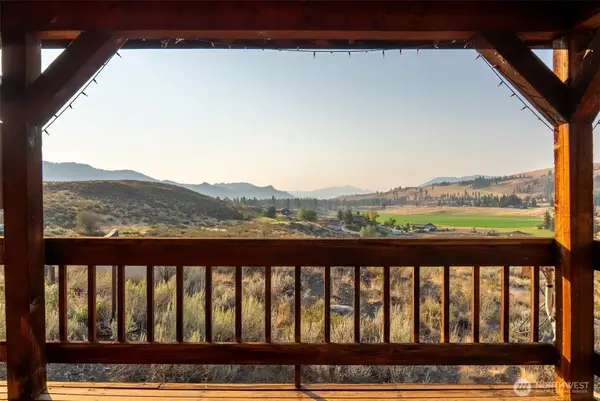 13 Serviceberry Road, Winthrop, WA 98862