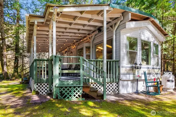 101 Big River Boulevard W, Deming, WA 98244